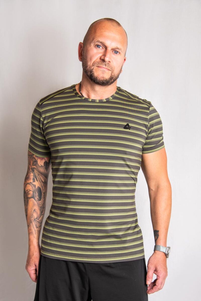 vêtement technique sport homme t-shirt rayé manche courte